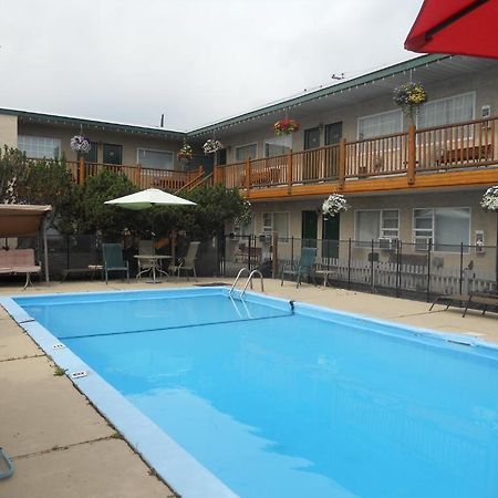 Lazy Bear Lodge Cranbrook Exterior foto